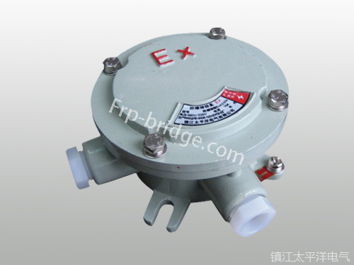 AH型防(fáng)爆接線盒直(zhí)角二通