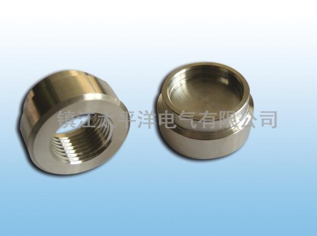 管帽(mào)，内接頭(tóu)