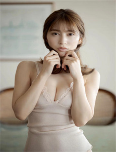 热辣美女-欧美XXXXX无码黑寡妇