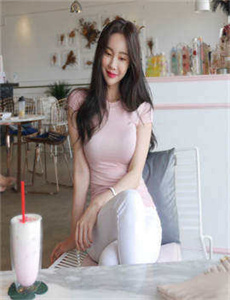 亚洲熟女乱色综合亚洲小说-365天爱上黑帮大佬第一季在线观看
