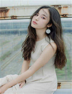 不是男人是女人