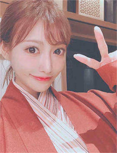 男生亲吻女生胸部视频-美女与野兽2:贝儿的心愿